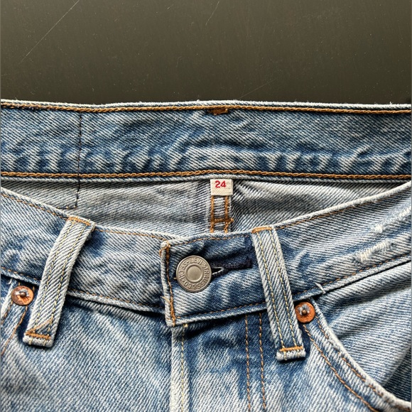 levis skirt - Picture 2 of 3